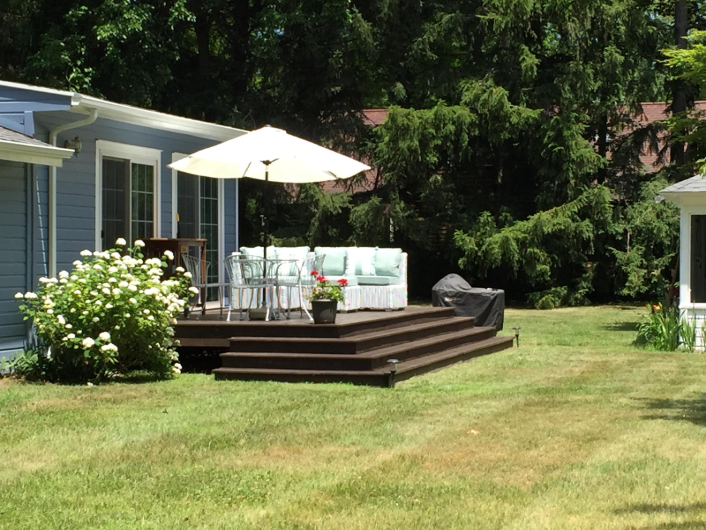 16267 Lakeshore Road Union Pier, MI 49129 - Photo 16 of 17 Back Yard