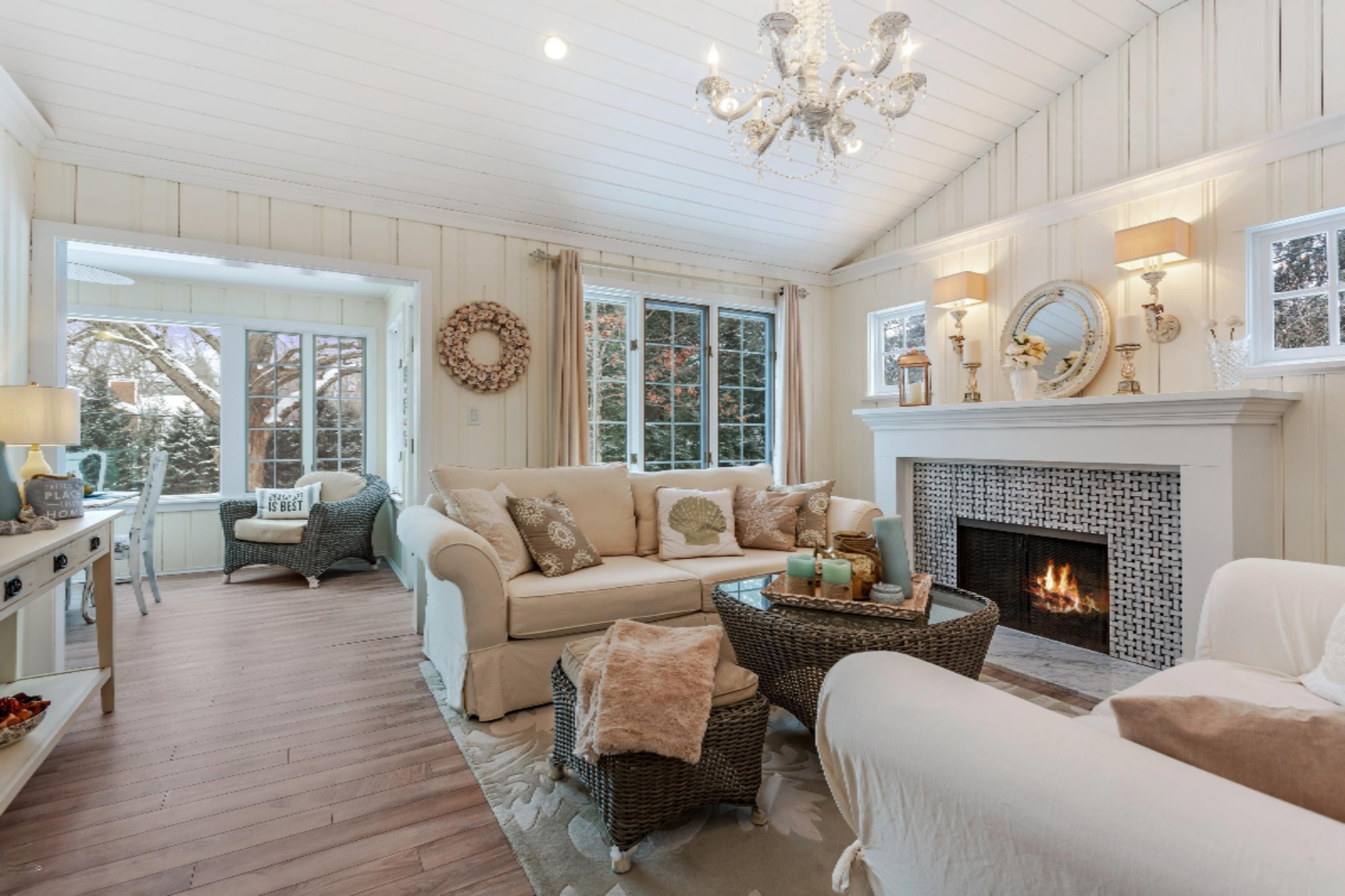 16267 Lakeshore Road Union Pier, MI 49129 - Photo 4 of 17 Living Room
