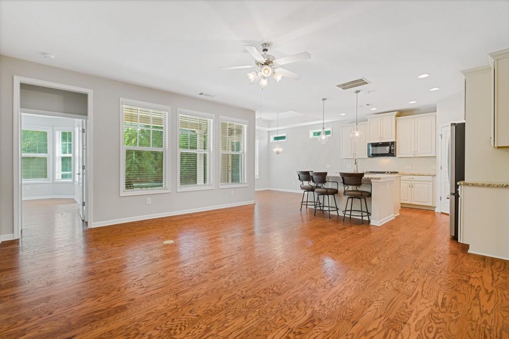 400 Laurel Spring Court Canton, GA 30114 - Photo 4 of 51