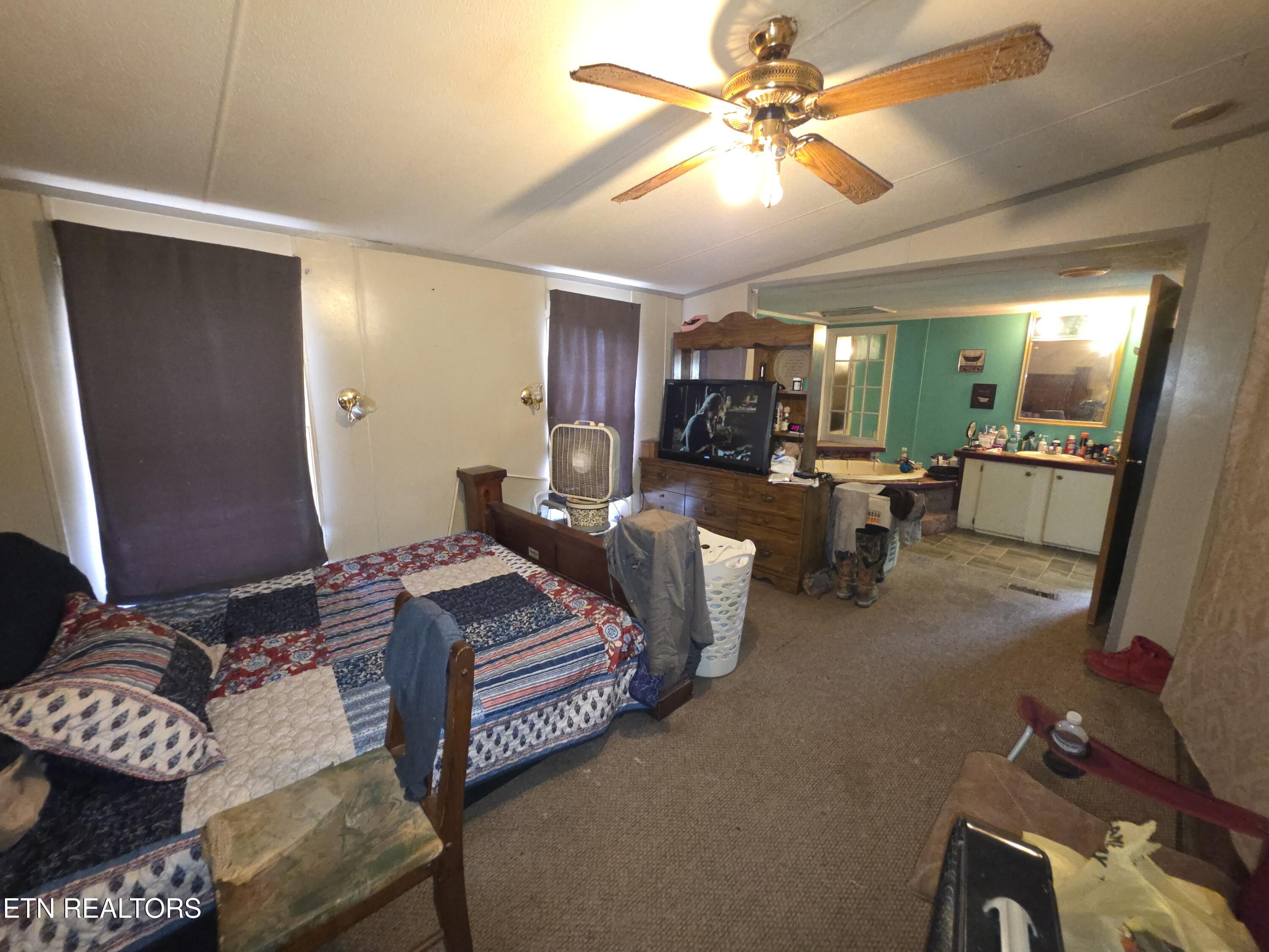 1195 Buffalo Road Oneida, TN 37841 - Photo 11 of 15 20260720_142918