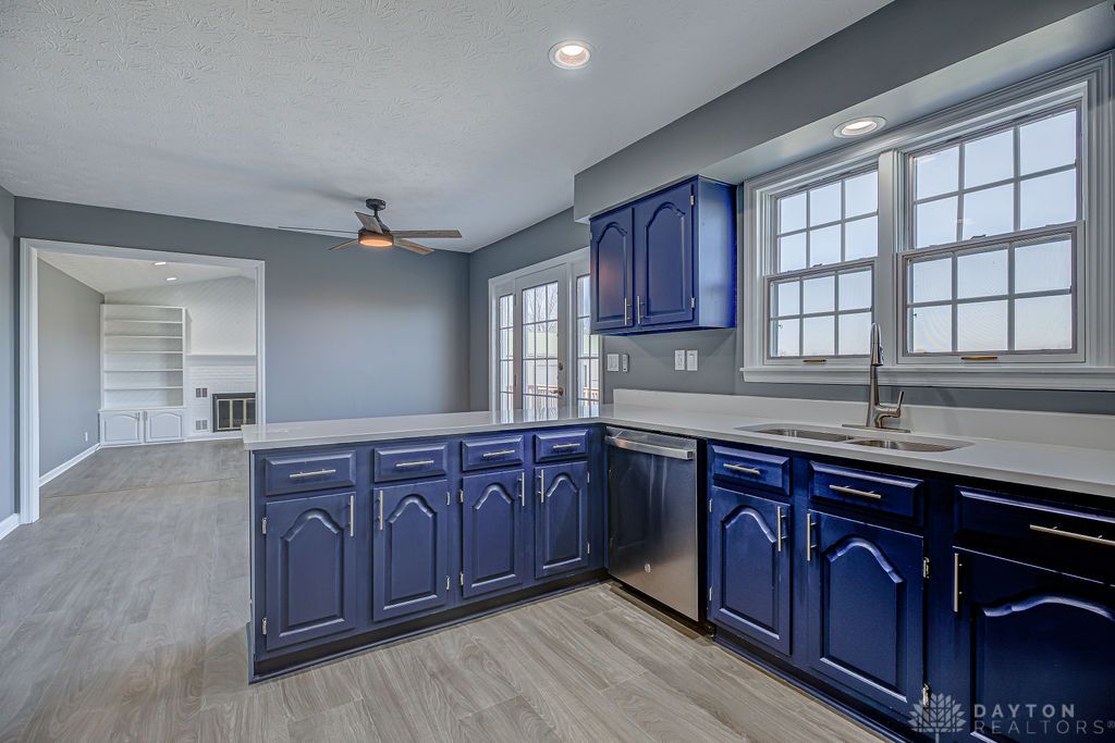 5740 Hendrickson Road Franklin, OH 45005 - Photo 12 of 51 Gallery Image 12