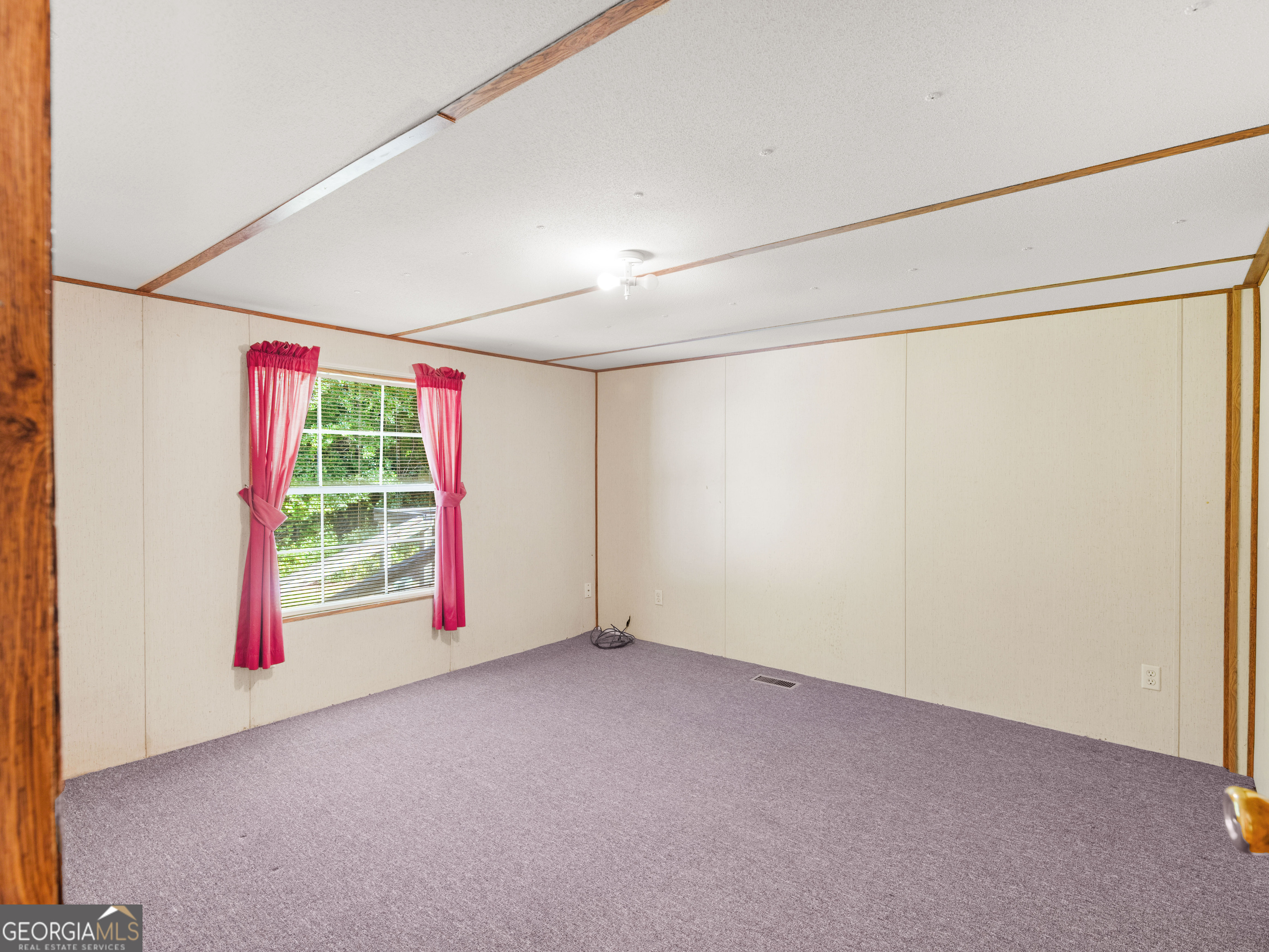 245 Brooks Road Jackson, GA 30233 - Photo 17 of 38