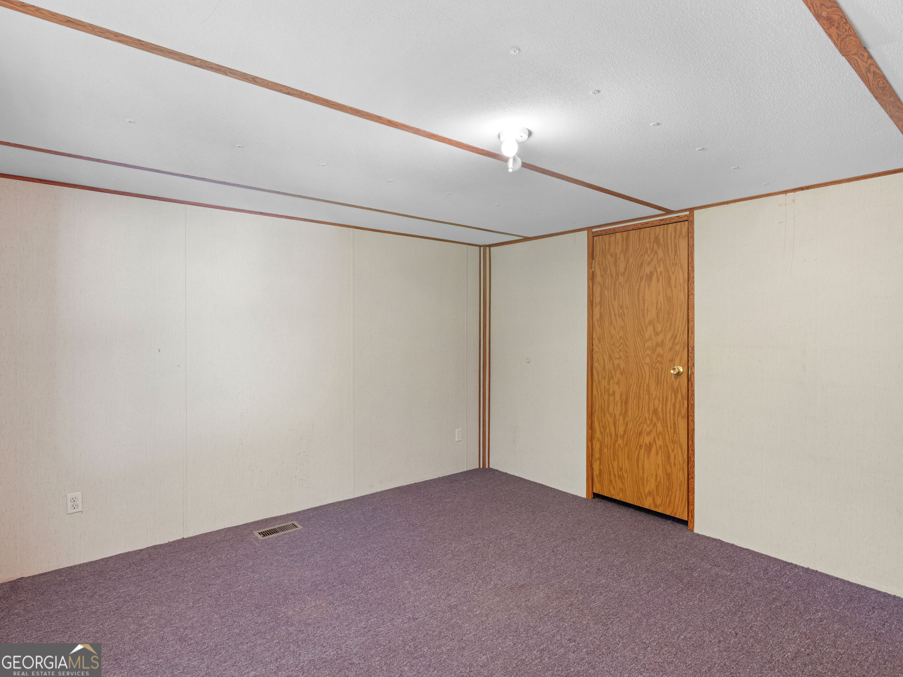 245 Brooks Road Jackson, GA 30233 - Photo 20 of 38