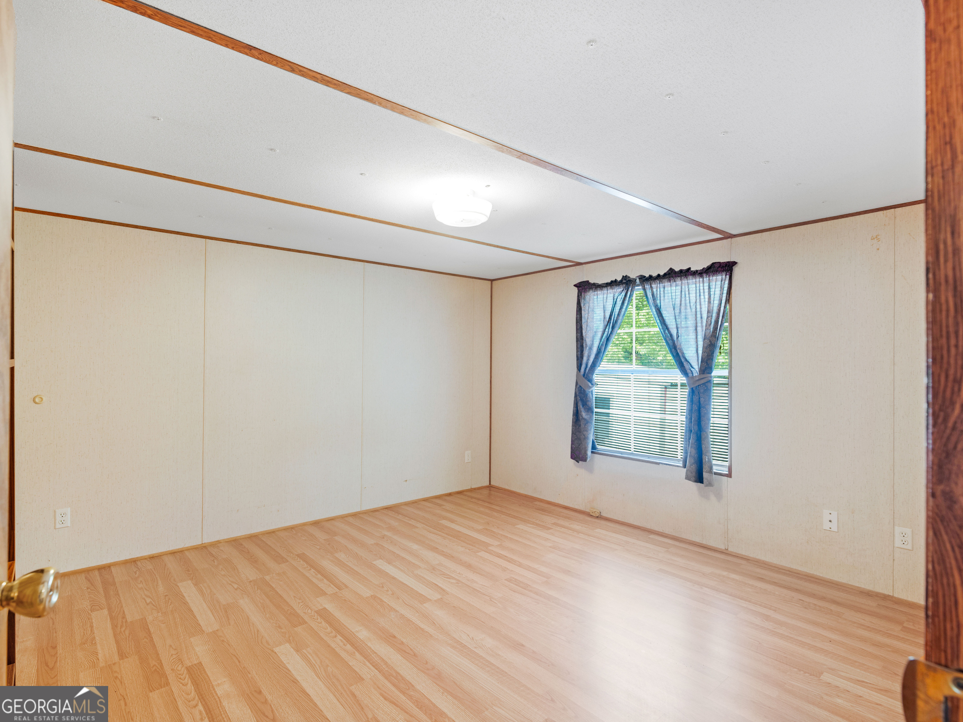 245 Brooks Road Jackson, GA 30233 - Photo 22 of 38