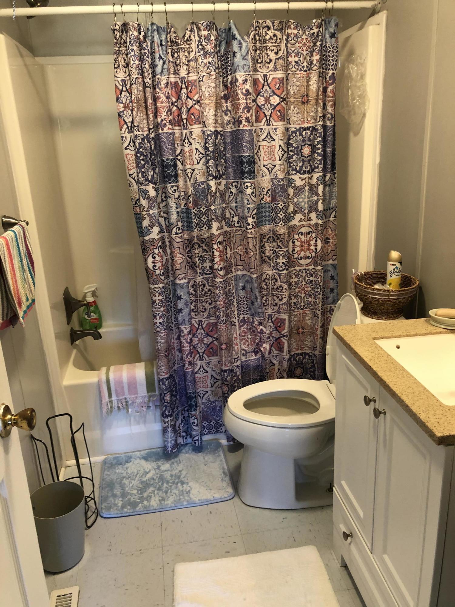 255 Edwards Fork Road Scotland Neck, NC 27874 - Photo 21 of 29 Bathroom
