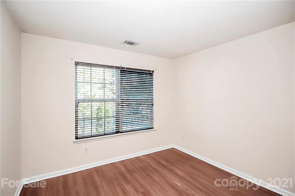 10609 Prairie Ridge Lane Charlotte, NC 28213 - Photo 18 of 27 Gallery Image 18