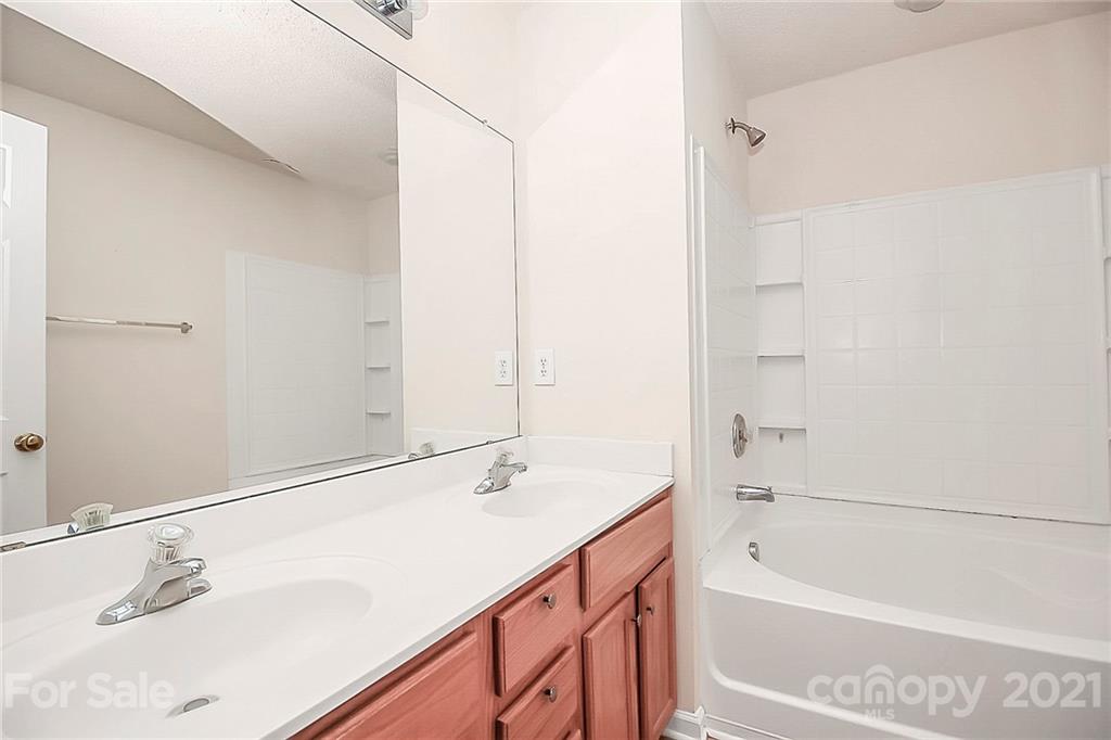 10609 Prairie Ridge Lane Charlotte, NC 28213 - Photo 19 of 27 Gallery Image 19