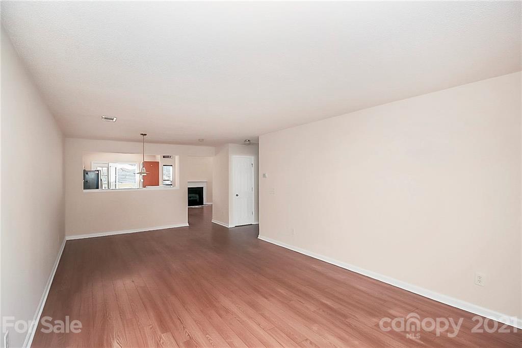 10609 Prairie Ridge Lane Charlotte, NC 28213 - Photo 7 of 27 Gallery Image 7