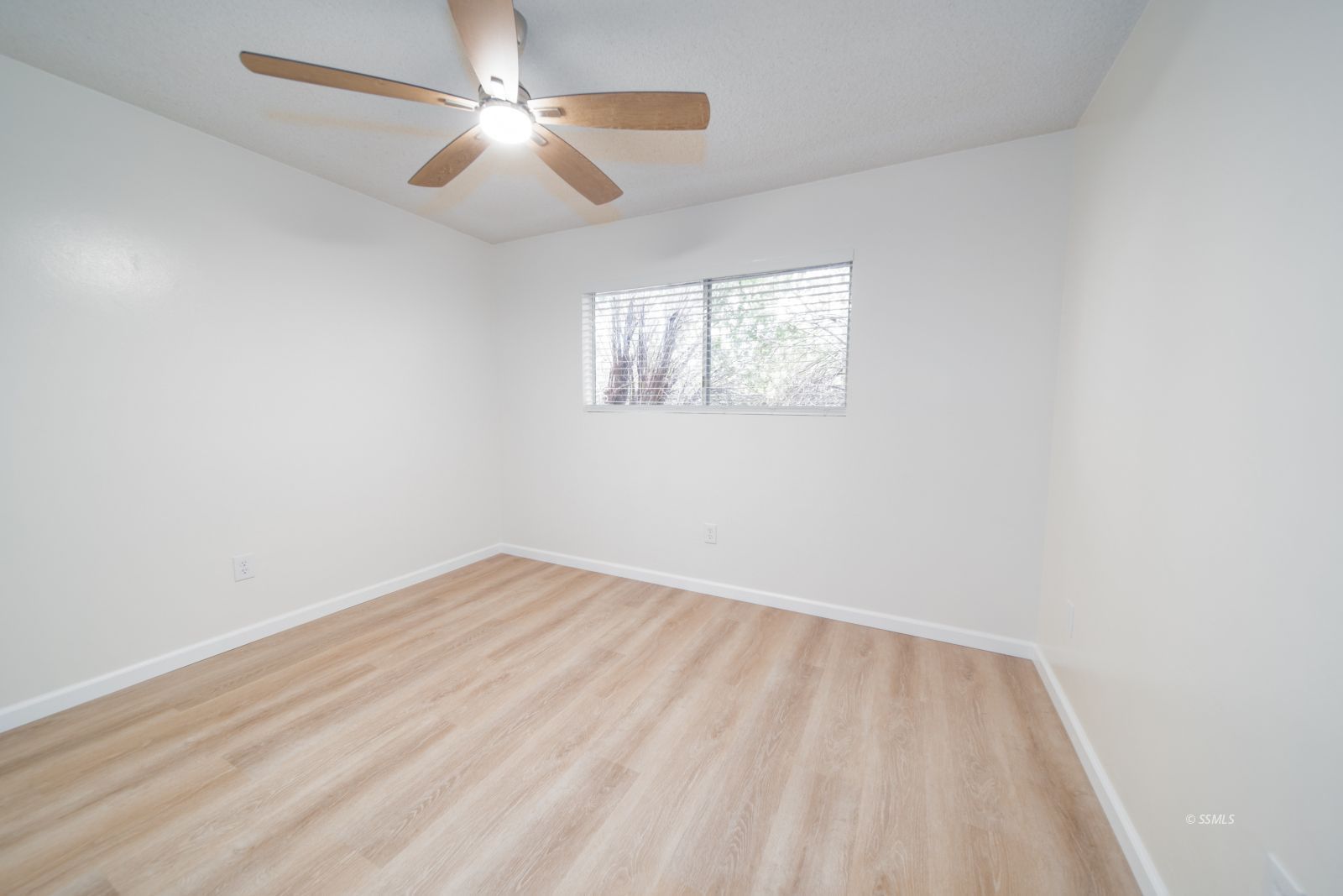 243 South Lilac Street Ridgecrest, CA 93555 - Photo 18 of 37