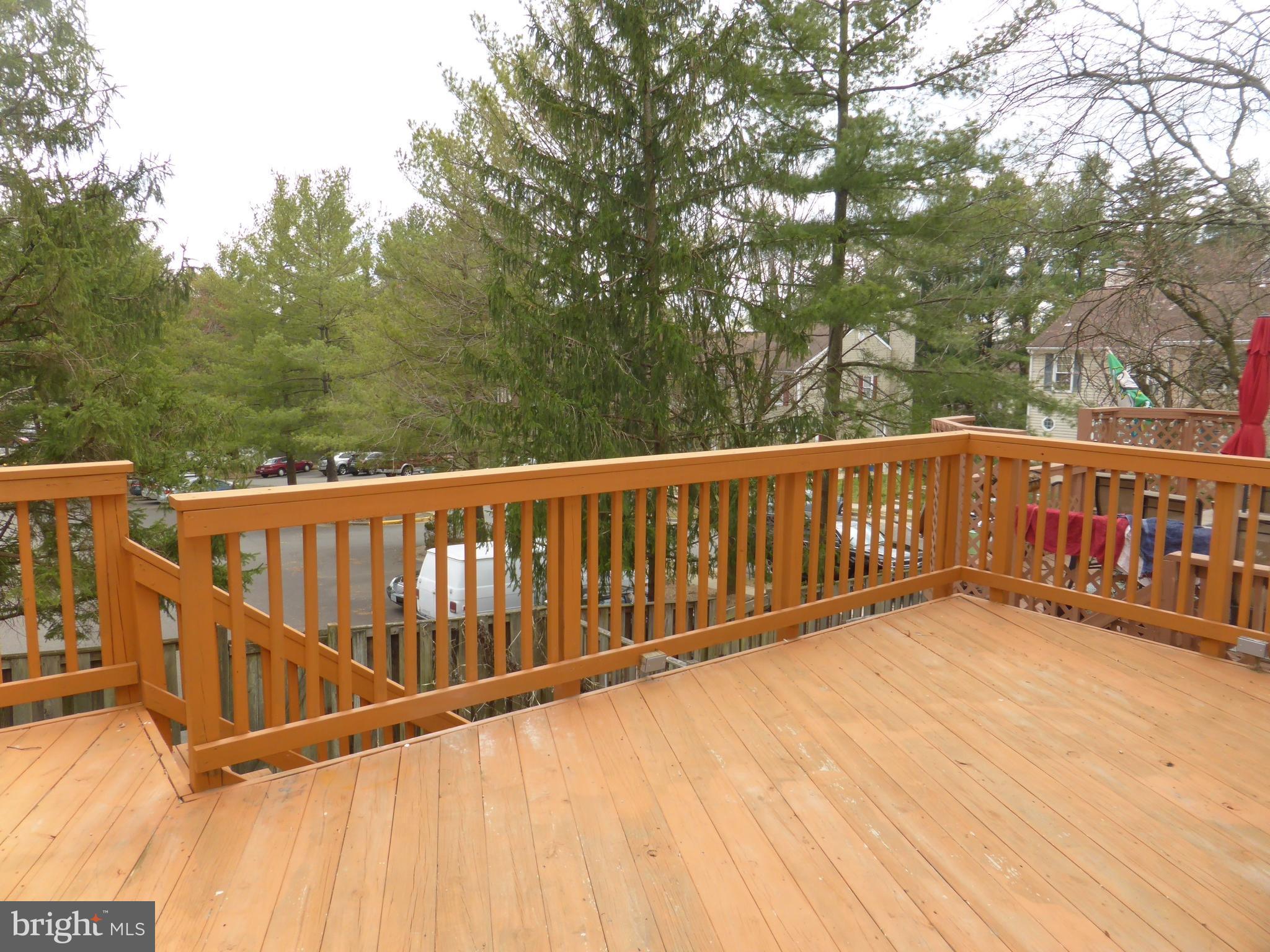 7326 Stream Way Springfield, VA 22152 - Photo 18 of 20 Deck