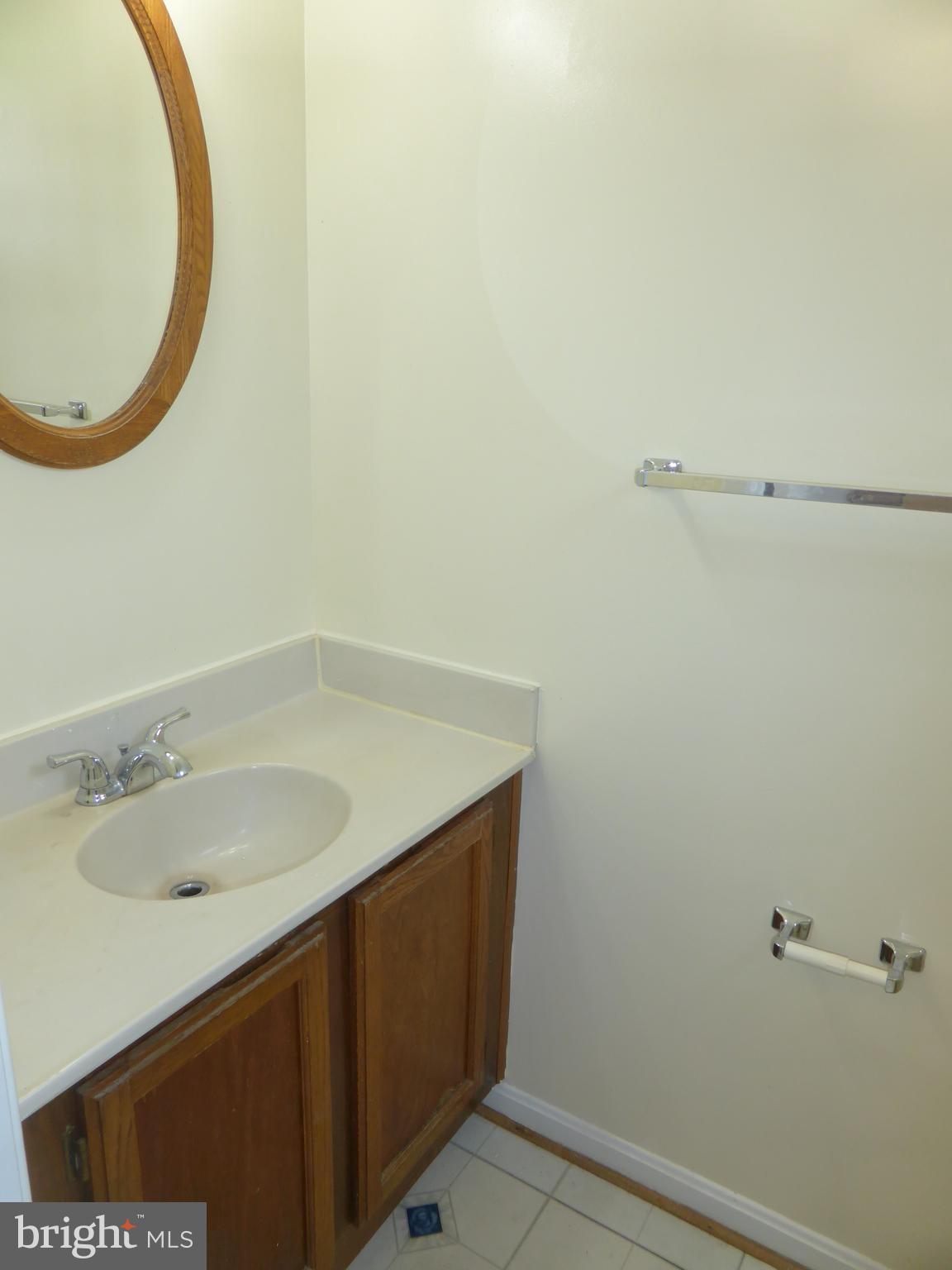 7326 Stream Way Springfield, VA 22152 - Photo 8 of 20 Half Bath