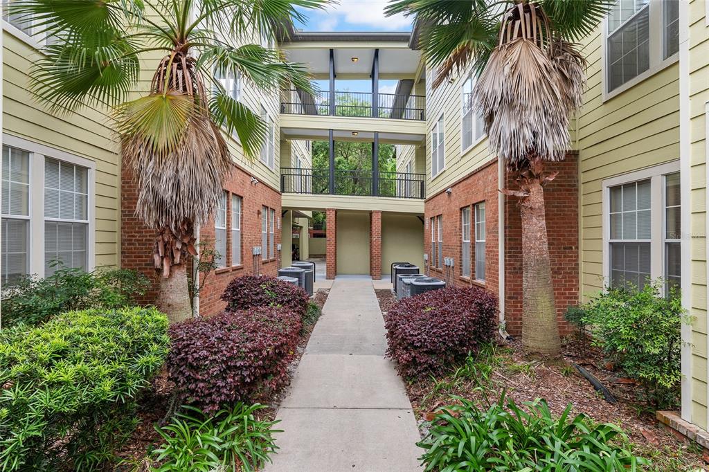 1257 Southwest 9th Road, Unit 308 Gainesville, FL 32601 - Photo 28 of 31