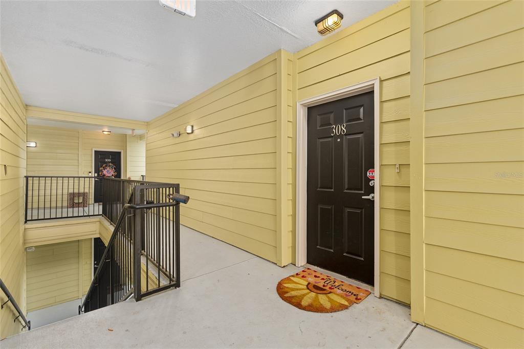 1257 Southwest 9th Road, Unit 308 Gainesville, FL 32601 - Photo 3 of 31