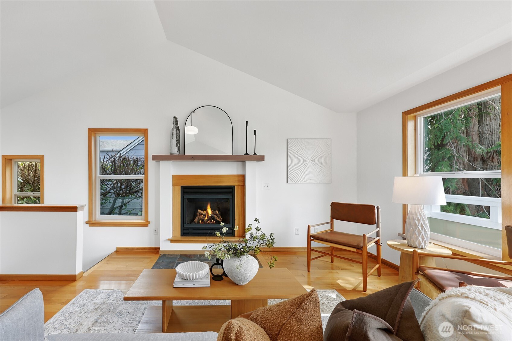 622 Northwest 75th Street Seattle, WA 98117 - Photo 4 of 22
