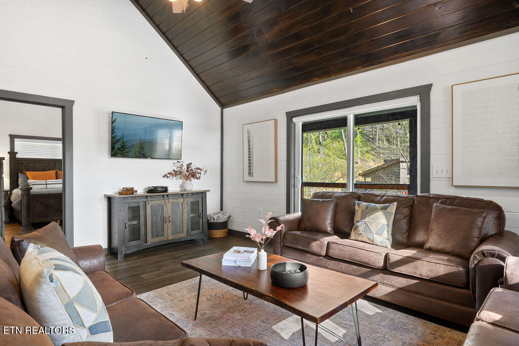 1608 Mitchell Farm Road Pigeon Forge, TN 37876 - Photo 16 of 52 DSC01897