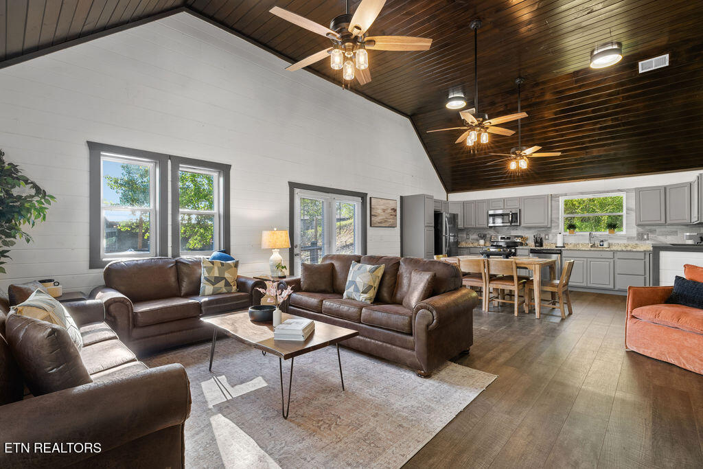 1608 Mitchell Farm Road Pigeon Forge, TN 37876 - Photo 18 of 52 DSC01917