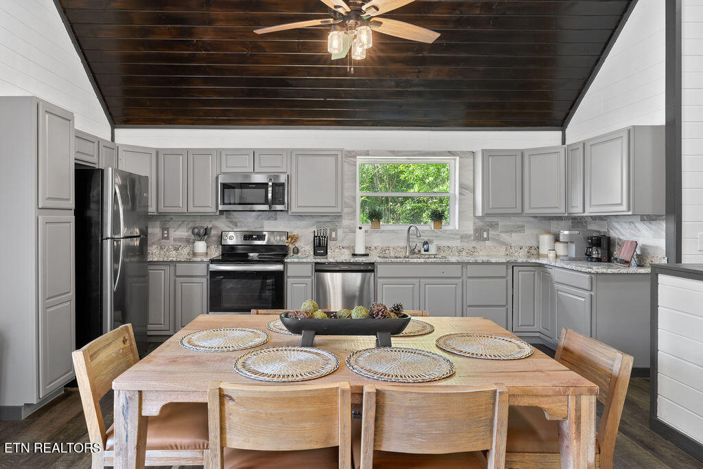 1608 Mitchell Farm Road Pigeon Forge, TN 37876 - Photo 21 of 52 DSC01937