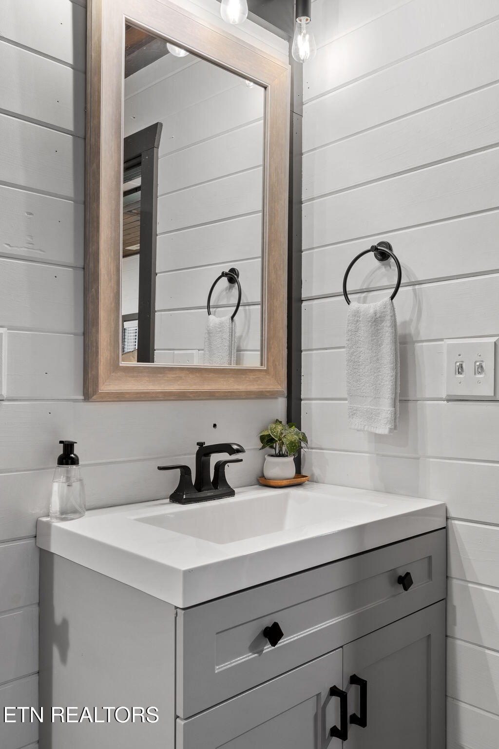 1608 Mitchell Farm Road Pigeon Forge, TN 37876 - Photo 40 of 52 DSC02077