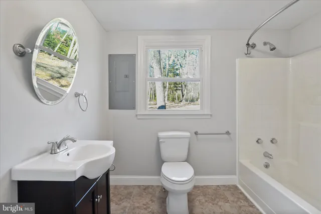 $237,500 | 1127 Audubon Road, Hedgesville, WV 25427