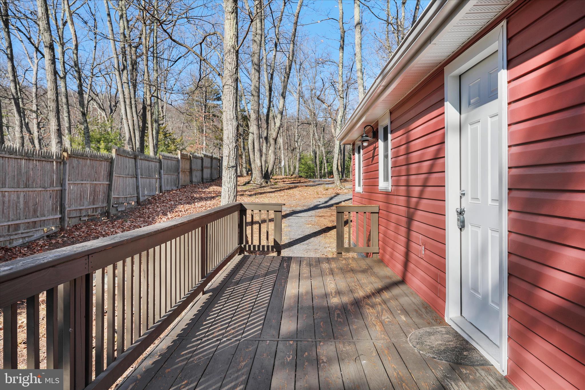 1127 Audubon Road Hedgesville, WV 25427 - Photo 7 of 36