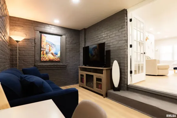 $270,000 | 408 North 3rd Street, Dunlap, IL 61525