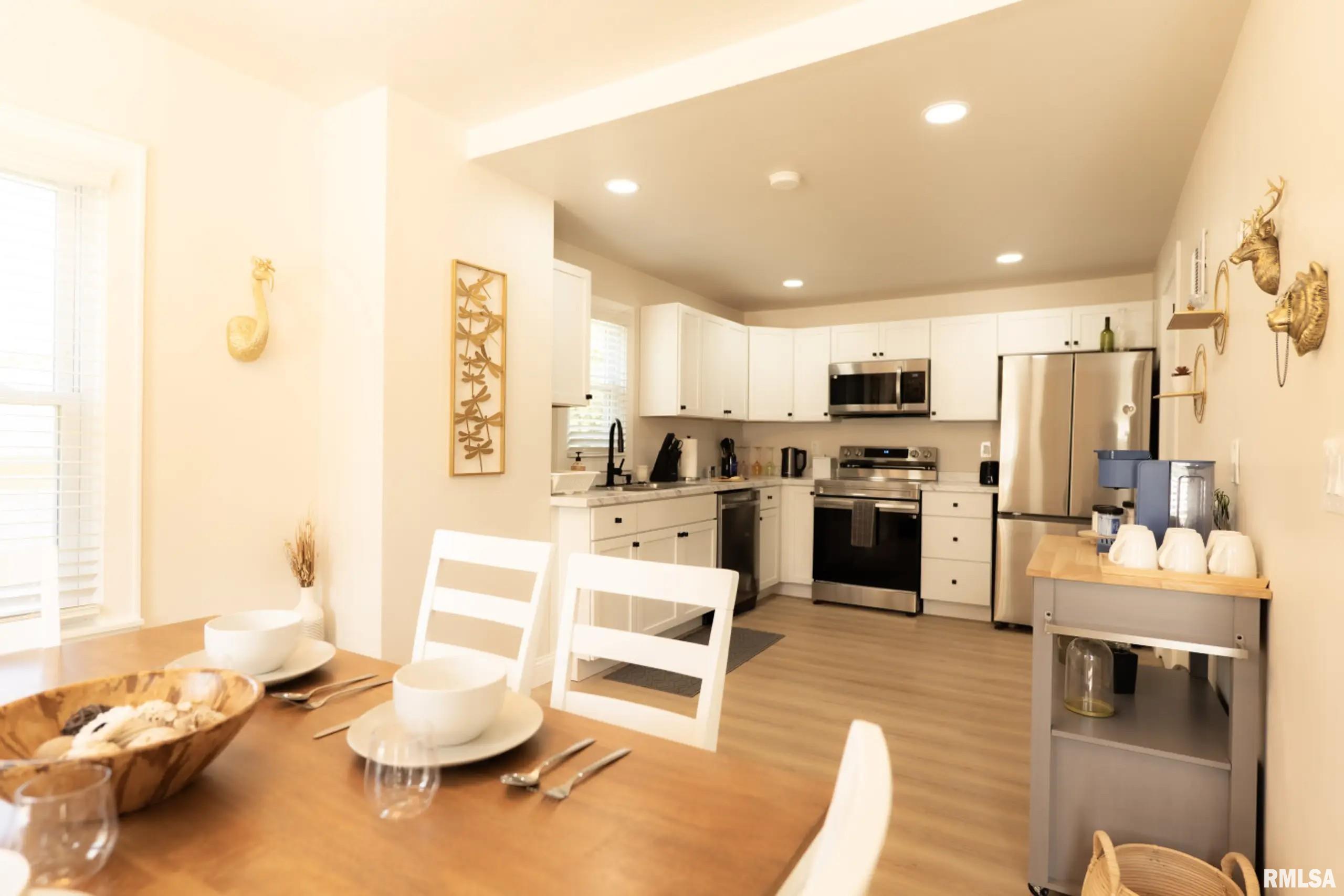 408 North 3rd Street Dunlap, IL 61525 - Photo 6 of 41