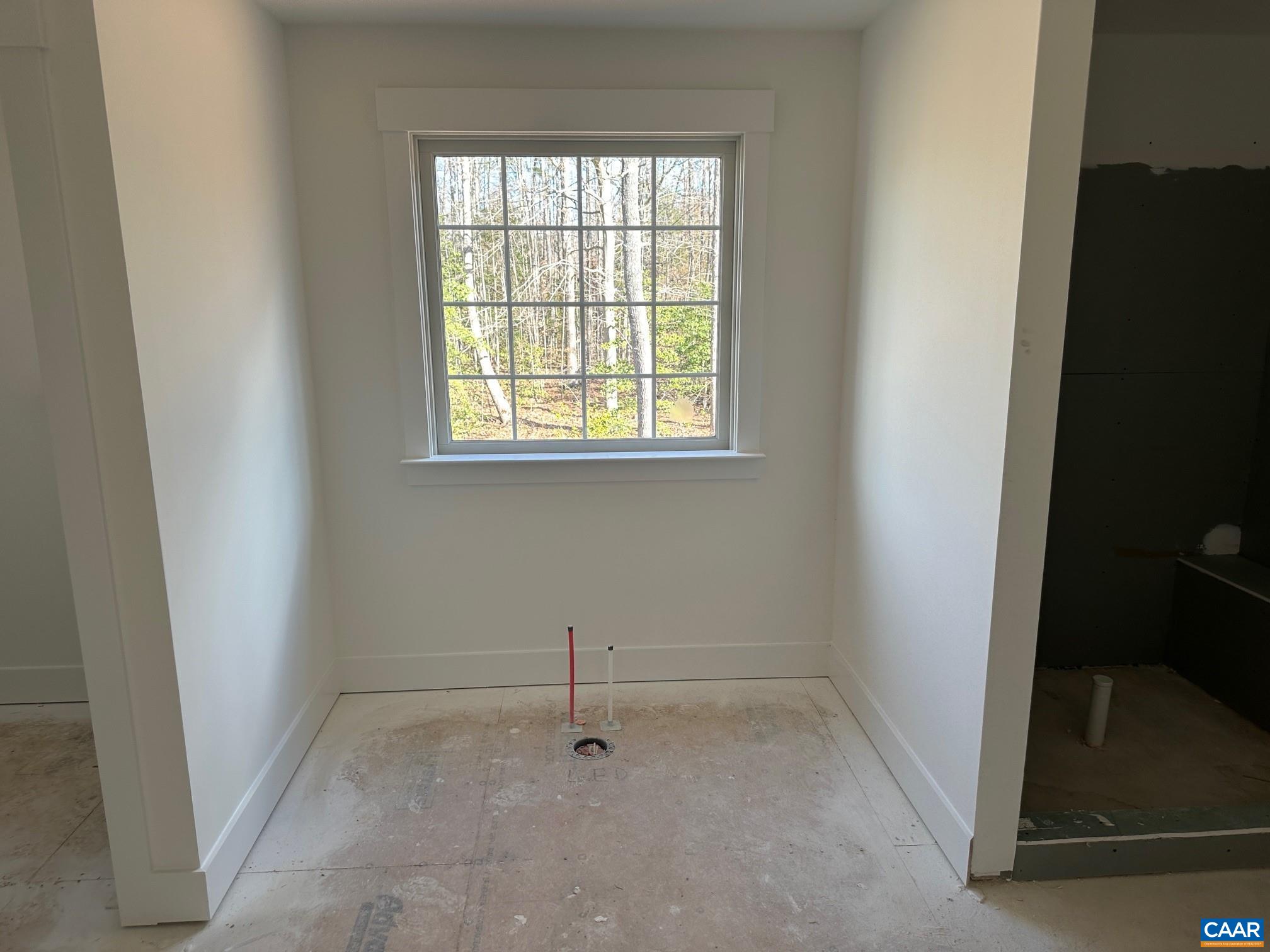 3662 West Rocketts Rdg Court Goochland, VA 23063 - Photo 15 of 20 an empty room with a window
