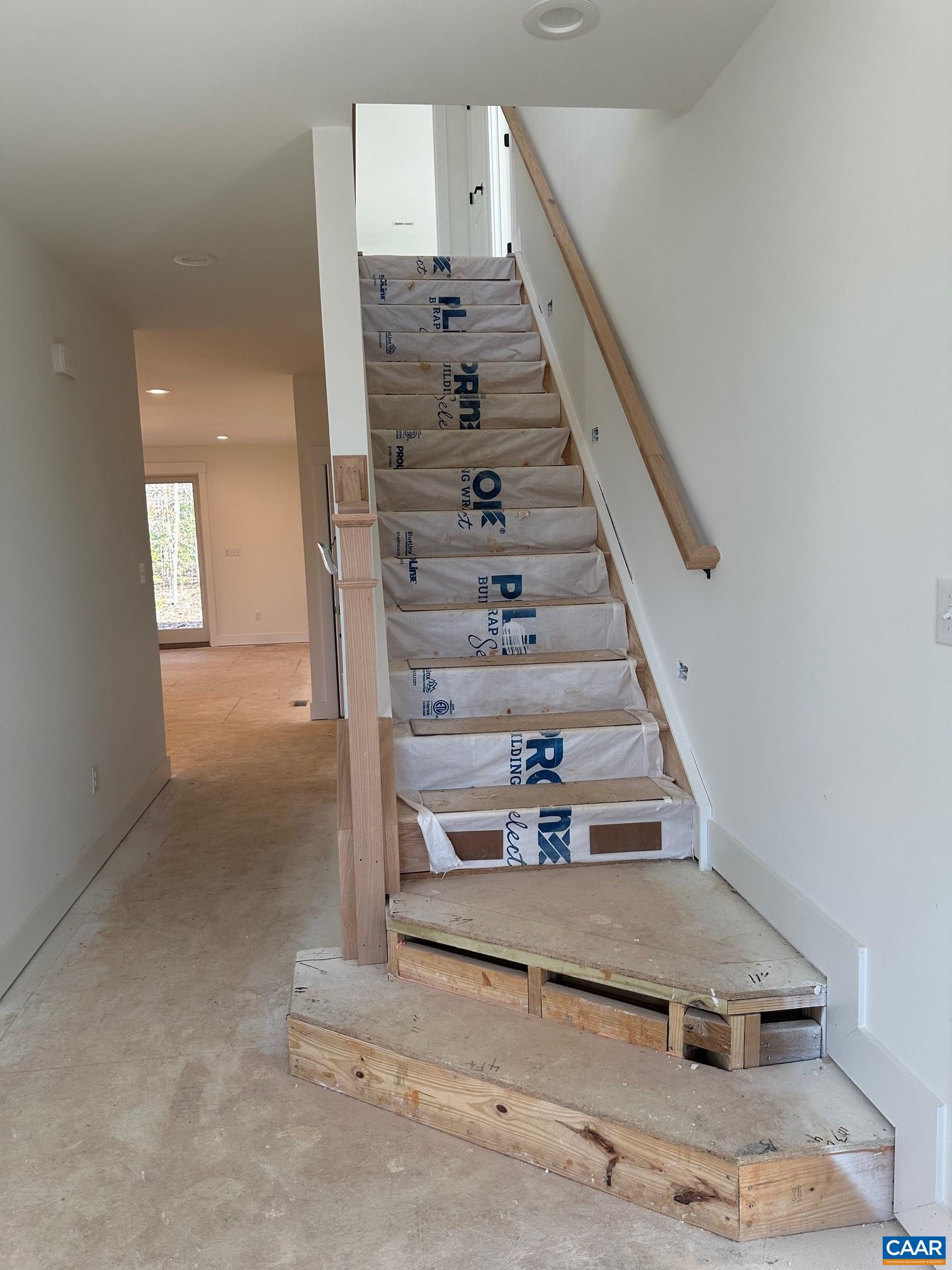 3662 West Rocketts Rdg Court Goochland, VA 23063 - Photo 19 of 20 a view of entryway and hall