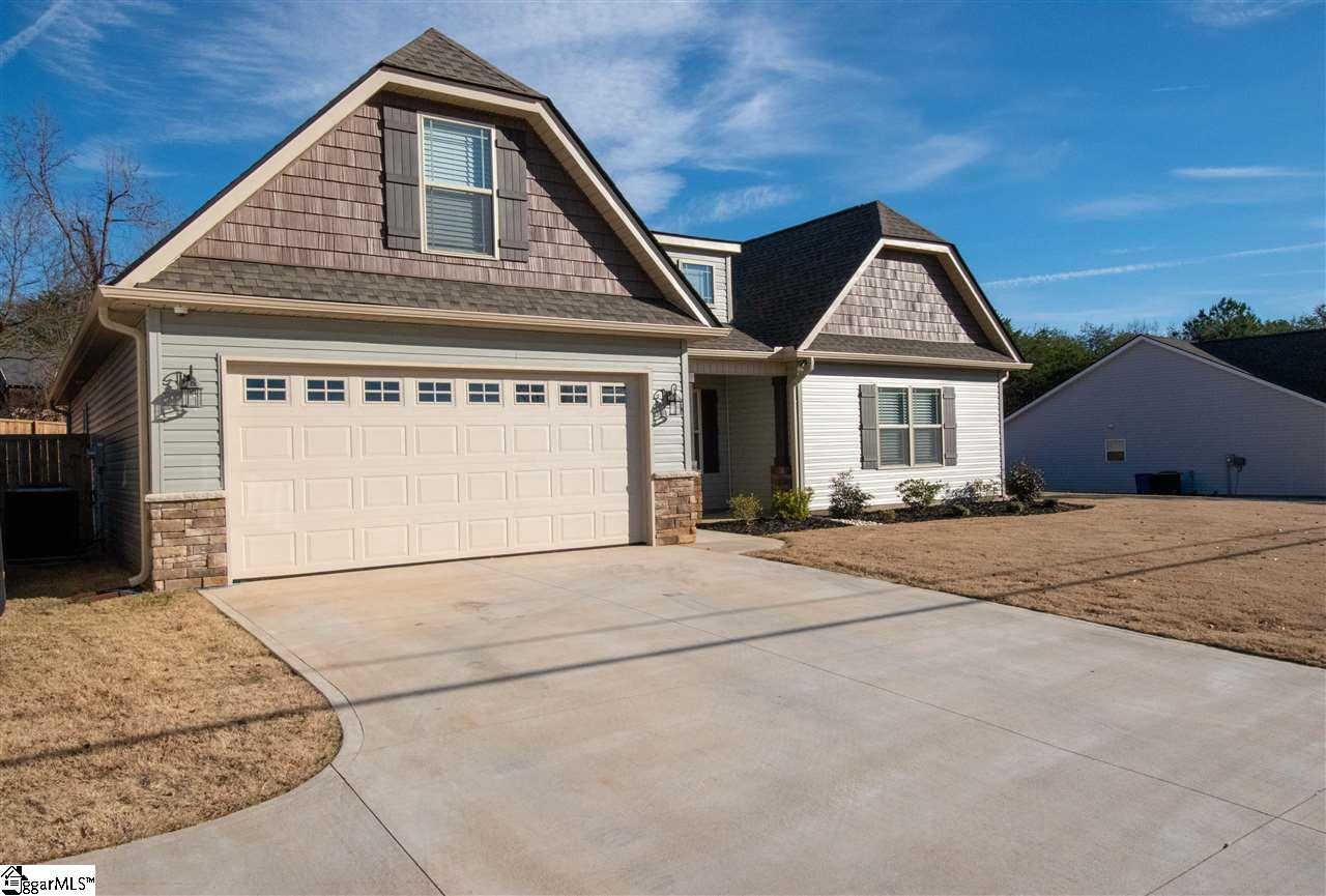 586 Hammett Store Road Lyman, SC 29365 - Photo 3 of 22