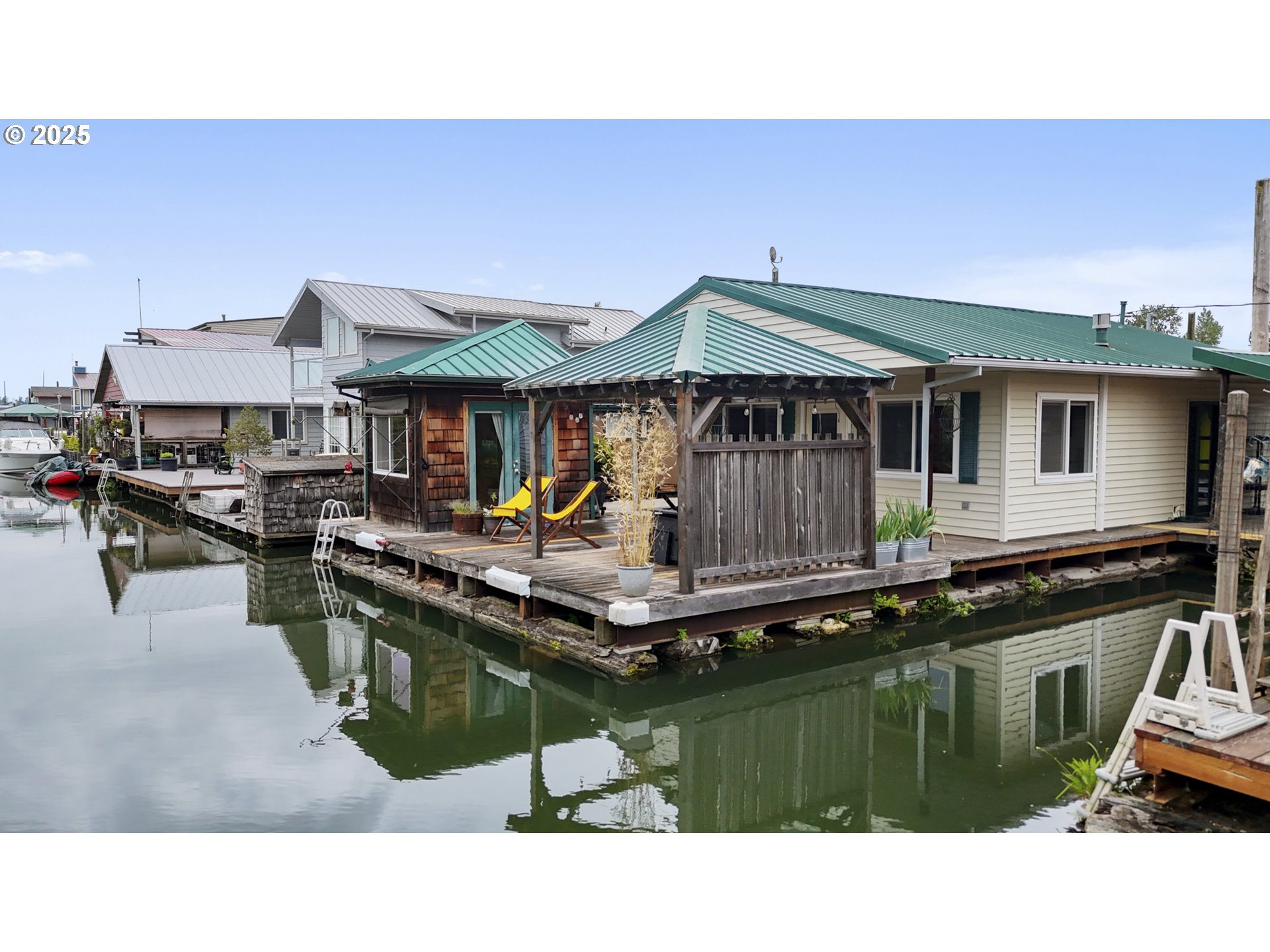 50776 Dike Road, Unit 4 Scappoose, OR 97056 - Photo 31 of 37 a kitchen view with a table and chairs
