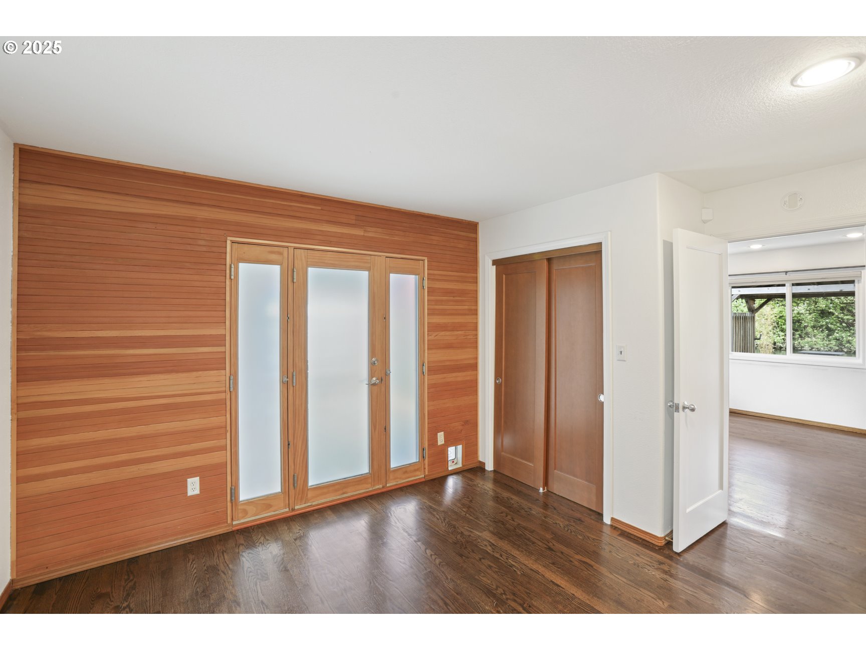 50776 Dike Road, Unit 4 Scappoose, OR 97056 - Photo 7 of 37 a view interior of a house with wooden floor