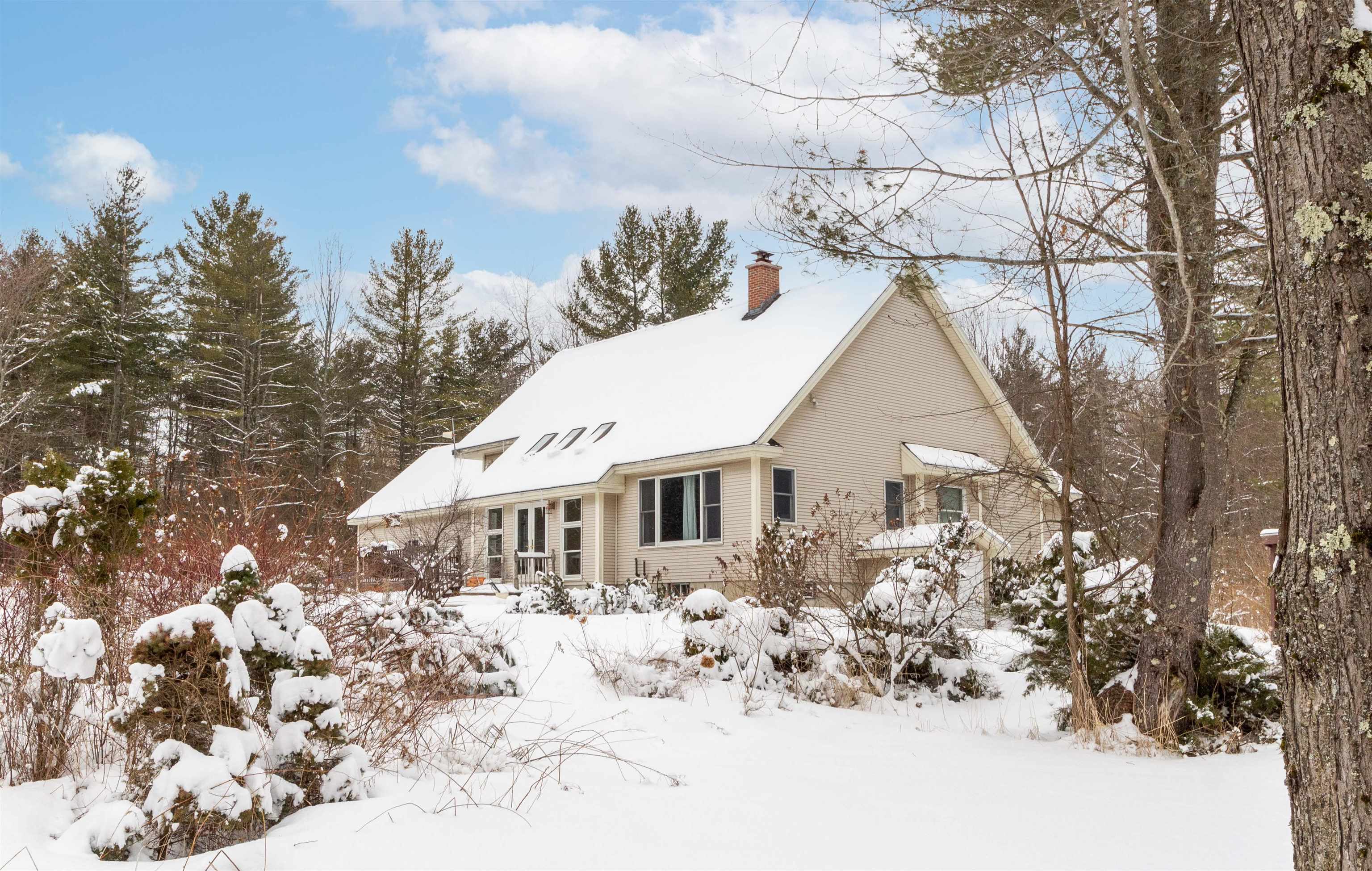 280 Nichols Road Fairfax, VT 05454 - Photo 3 of 32 Gallery Image 3