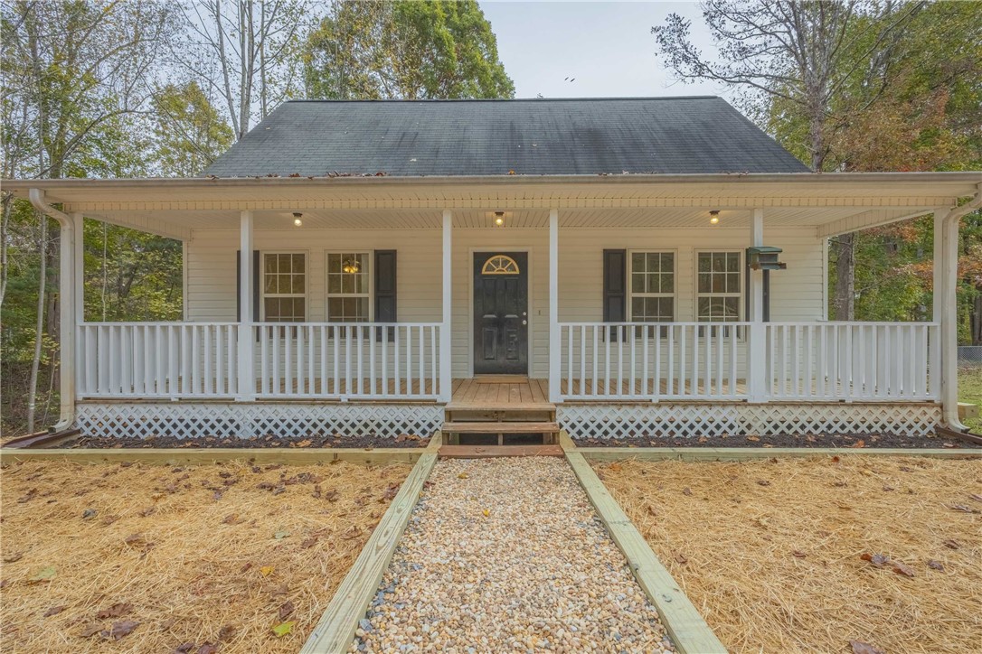 3812 Gumlog Road Lavonia, GA 30553 - Photo 1 of 27 Gallery Image 1