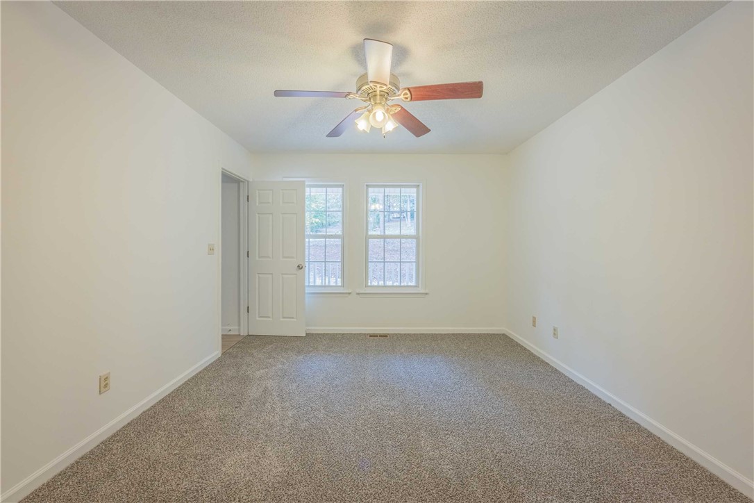 3812 Gumlog Road Lavonia, GA 30553 - Photo 12 of 27 Gallery Image 12