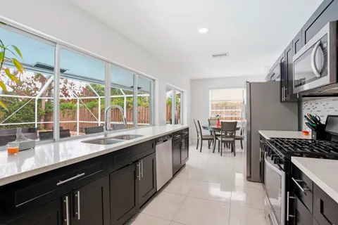 $500,000 | 5940 Northwest 16th Street, Sunrise, FL 33313