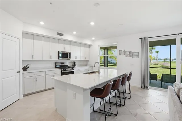 $325,000 | 16529 Kingwood Lane, Unit 2511, Punta Gorda, FL 33982