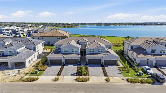 $325,000 | 16529 Kingwood Lane, Unit 2511, Punta Gorda, FL 33982