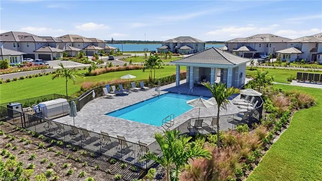 $325,000 | 16529 Kingwood Lane, Unit 2511, Punta Gorda, FL 33982