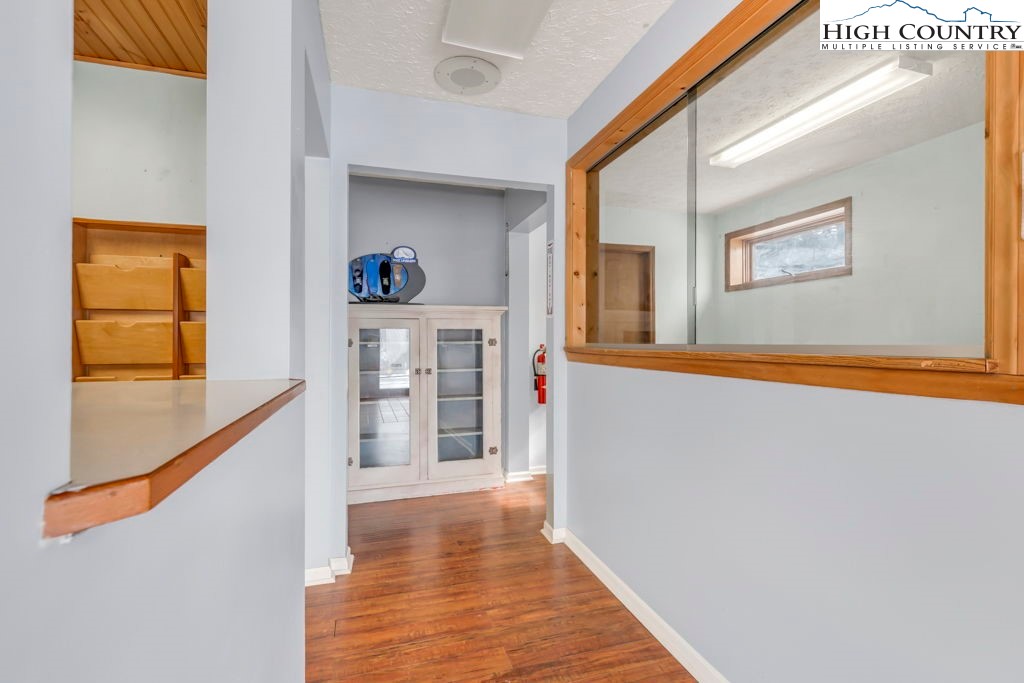 483 Highway 105 Extension Boone, NC 28607 - Photo 19 of 41