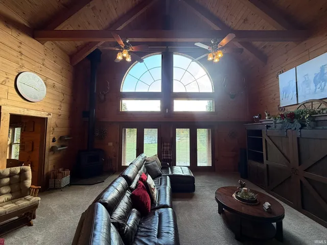 $1,650,000 | 6903 East State Road 58, Owensburg, IN 47453