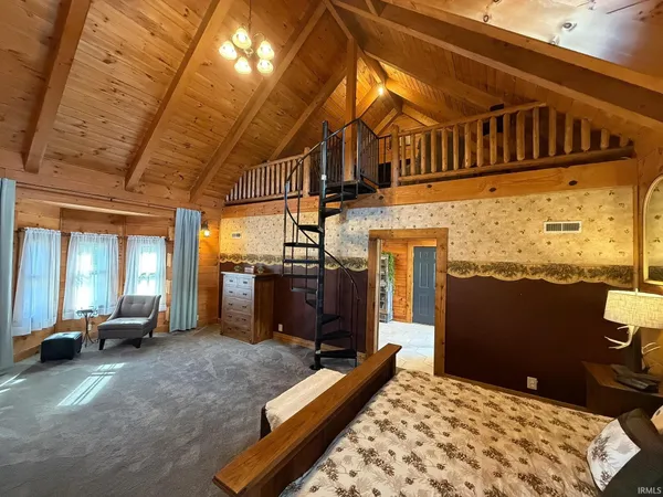 $1,574,900 | 6903 East State Road 58, Owensburg, IN 47453