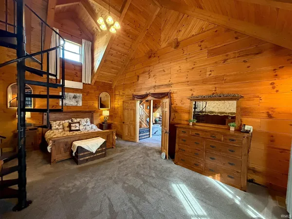 $1,574,900 | 6903 East State Road 58, Owensburg, IN 47453