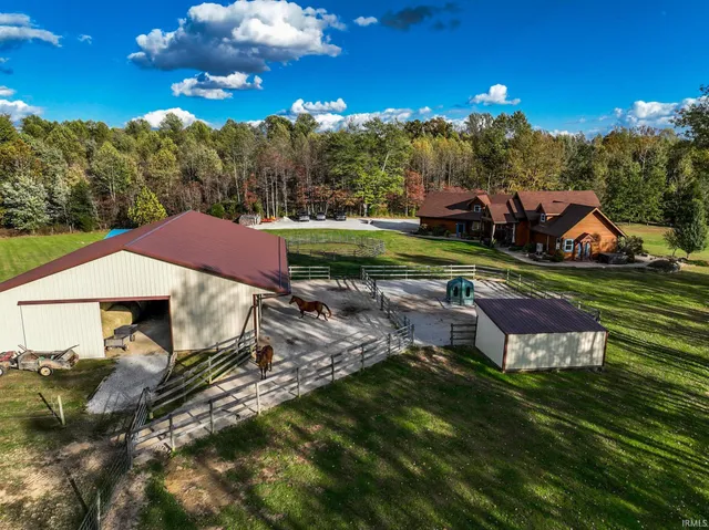 $1,650,000 | 6903 East State Road 58, Owensburg, IN 47453