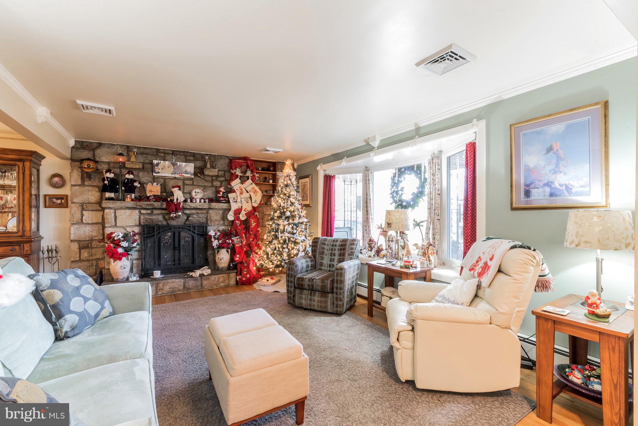 454 Mock Road Pottstown, PA 19464 - Photo 4 of 25 Gallery Image 4
