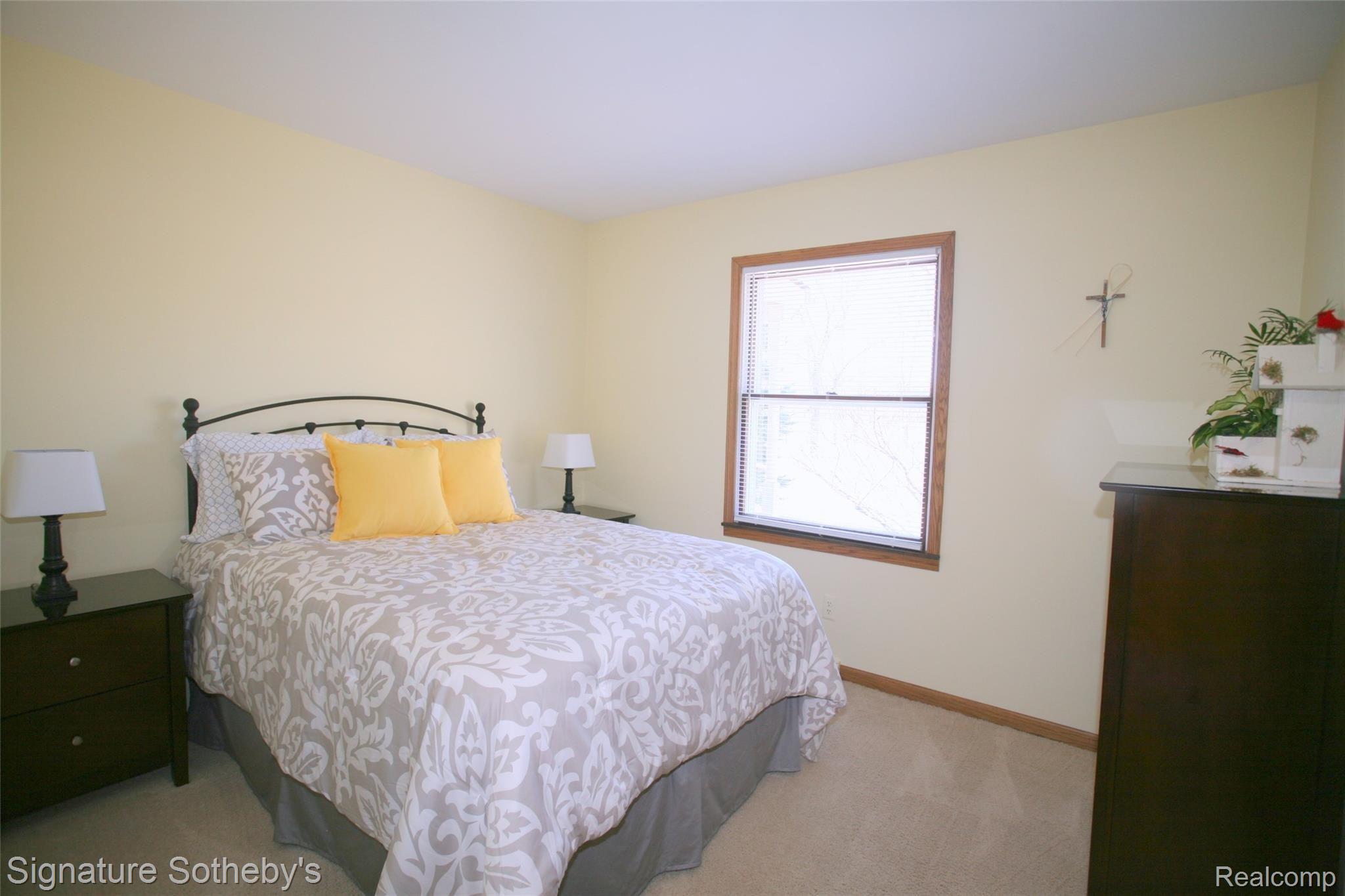 9330 Allen Road Clarkston, MI 48348 - Photo 13 of 29 Bedroom