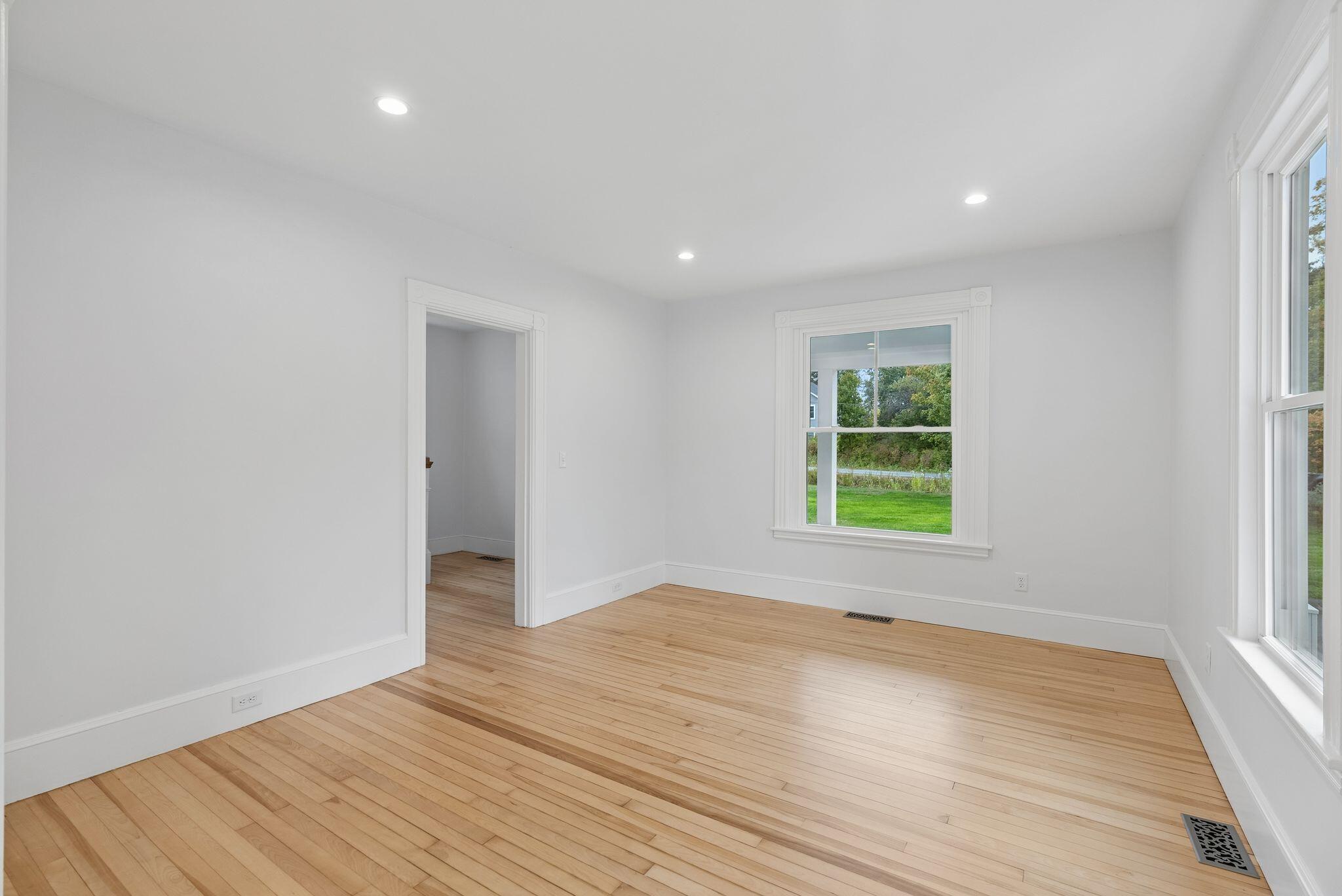 87 Depot Road Falmouth, ME 04105 - Photo 17 of 52 34_DSC02828