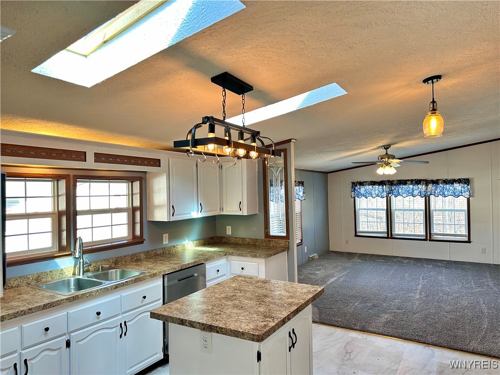 52 Calla Way Cheektowaga, NY 14043 - Photo 19 of 21 Kitchen