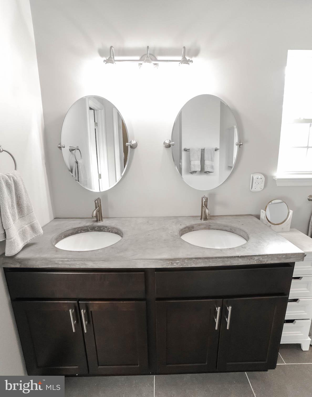 25864 Ricky Drive Hollywood, MD 20636 - Photo 22 of 31 Master Bathroom