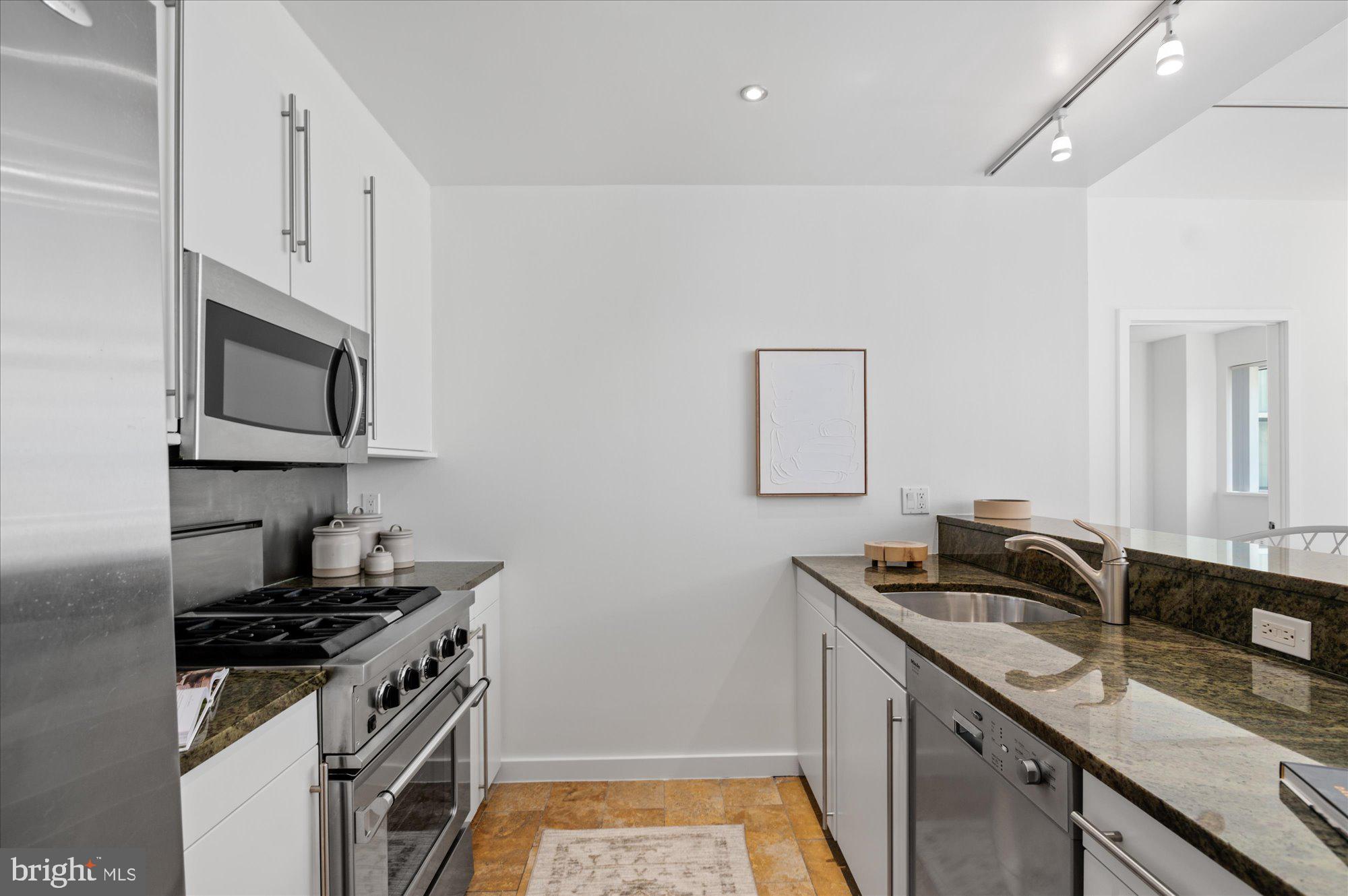 1300 13th Street Northwest, Unit 506 Washington, DC 20005 - Photo 8 of 35