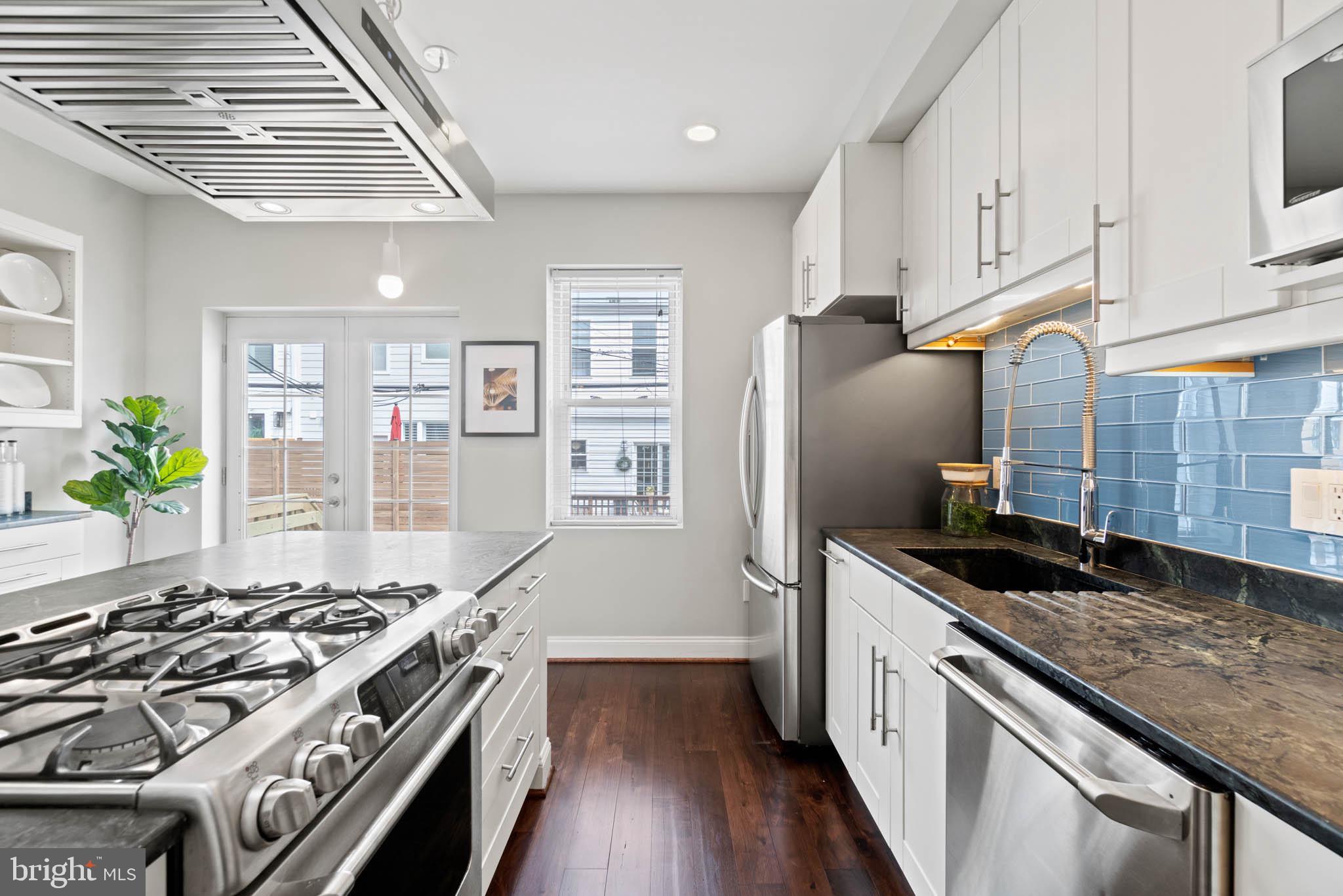 1149 Abbey Place Northeast Washington, DC 20002 - Photo 11 of 26